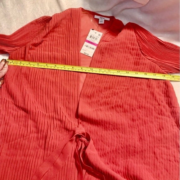 NWT Bar III Wrap Blouse XXS Salmon Orange Pink “Dark Starfish” Bell Sleeves Boho - Picture 15 of 16